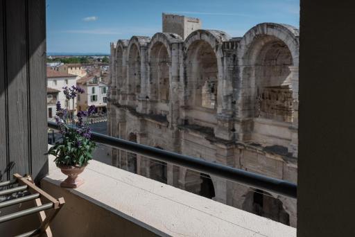 Studio avec balcon donnant sur les Arènes d’Arles - Housity