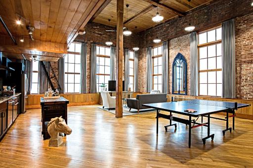 The Restoration Hotel - Housity