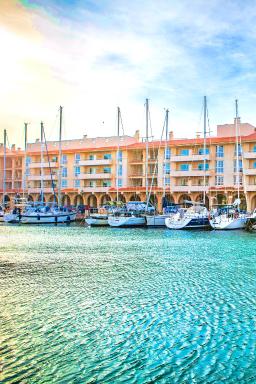Expoholidays - Apartamentos Puerto Almerimar - Housity