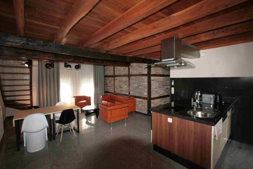 Amosa Liège City Centre Apart Regence 10 - Housity