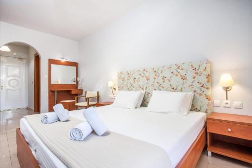 Yianna Studios - Housity