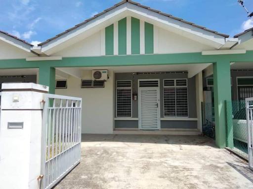 Taniaa Homestay - Housity