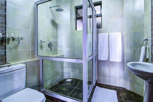 Nelson's Court Serviced Apartments - Housity