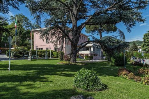 Hotel Beatrice - Housity