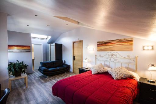 Hotel Ria de Bilbao - Housity