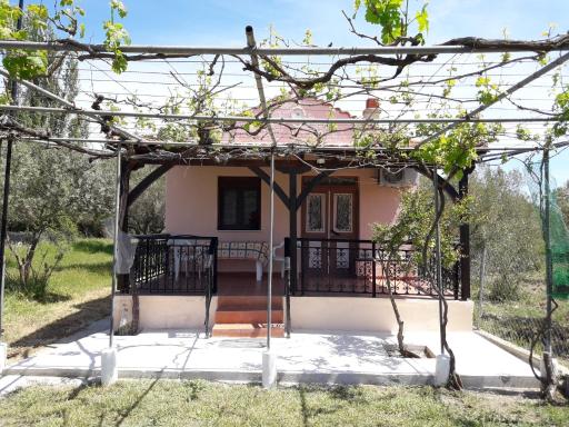 Olympian Garden Home - Housity