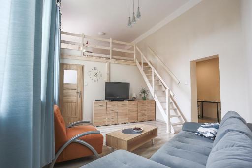 Apartament z Antresolą - Housity