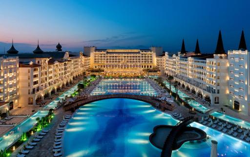 Titanic Mardan Palace - Housity