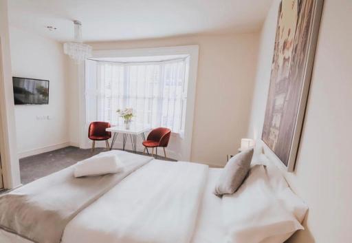 Saffron Suite and Kitchen - Housity