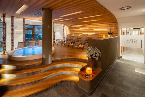 Hotel Columbia & Spa - Housity
