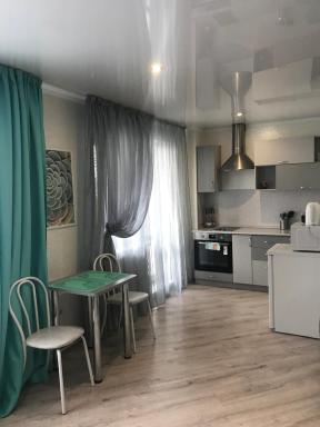 Apartment on Uskova - Housity