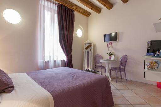 Giardino Giusti House & Court - Housity
