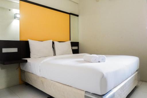Pool View 2BR at Dian Regency Apartment By Travelio - Housity