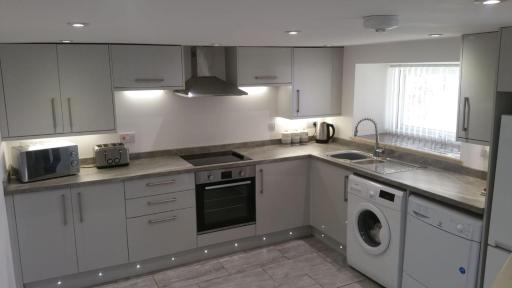 Salthouse Gem - Housity