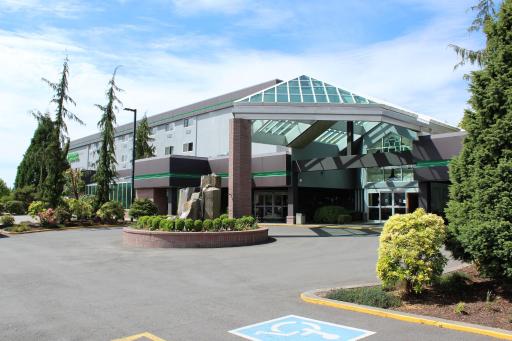 Medallion Inn and Suites - Housity