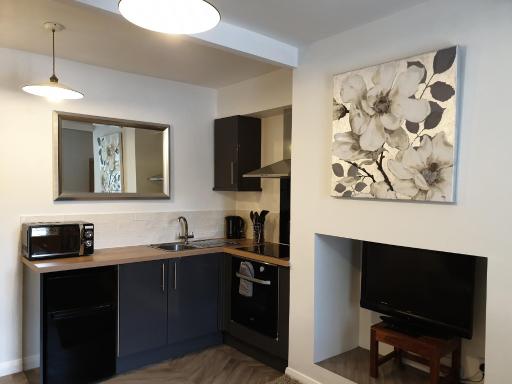 BlueBells at Plover Cottage Lindley - Housity