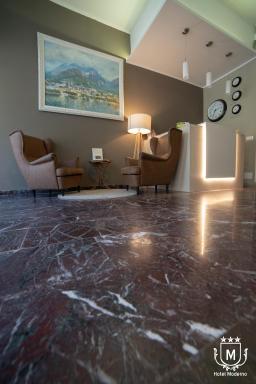 Hotel Moderno - Housity