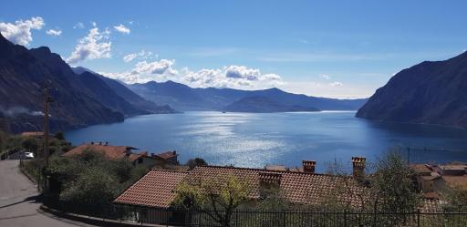 Villa Renata Riva di Solto - Housity