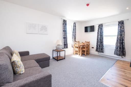 Rowan – Three Tuns Apartments - Housity