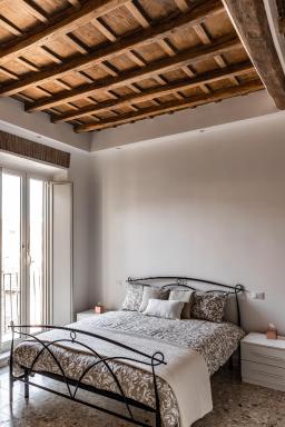 Campo24roma Guesthouse - Housity