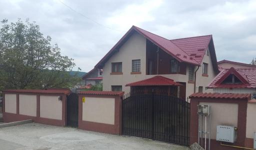 Vila de vacanta Curtea de Arges - Housity