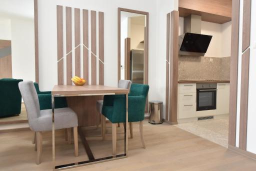 The Main Square Apartments - Housity
