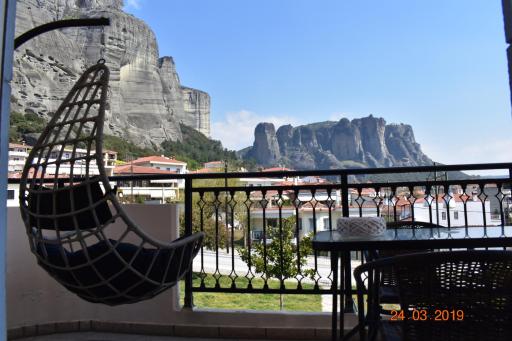 Lovely Meteora Home - Housity