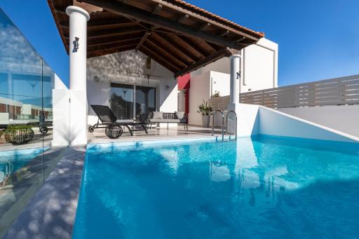 Elena House - Housity