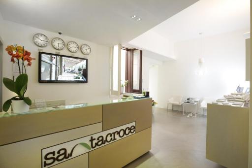 Santacroce Luxury Rooms - Housity