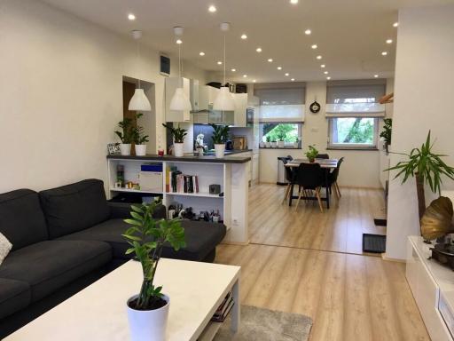Szentálom Apartman - Housity