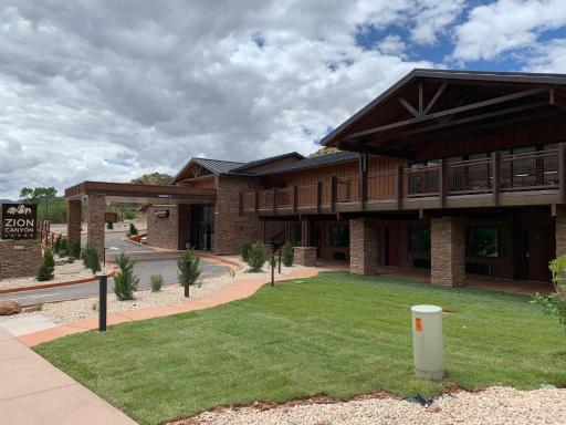 Zion Canyon Lodge - Housity