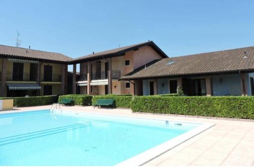 Casa Maganda vista lago tra Peschiera del Garda e Sirmione - Housity