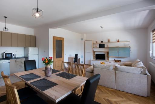 Seasons apartmani - Housity