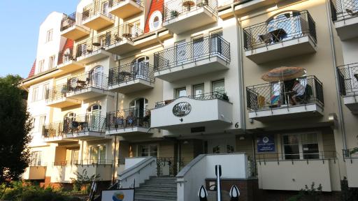 Regina Maris Świnoujście - Apartament Andersz z miejscem postojowym - Housity