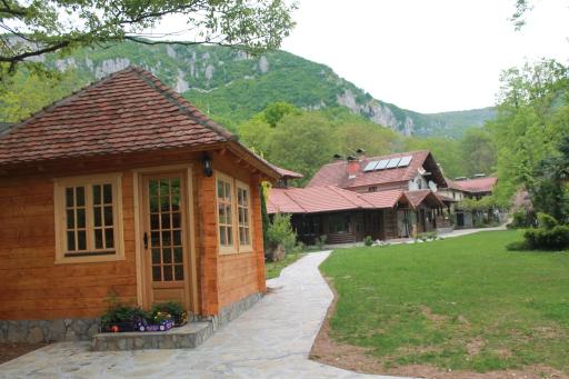 Vodopad Lisine - Housity