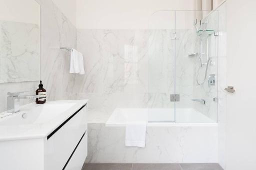 STUNNING SYDNEY HOME 1 - Housity