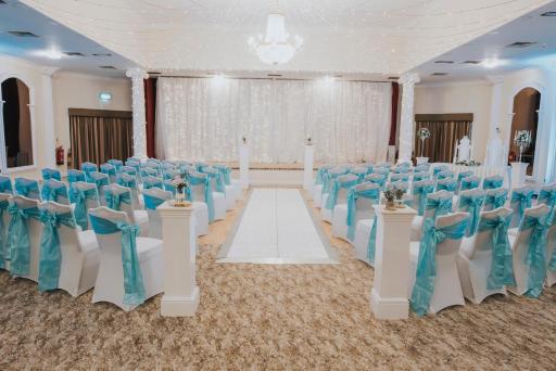 Cwrt Bleddyn Hotel & Spa - Housity
