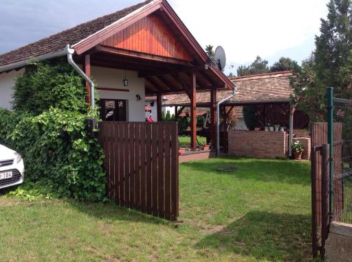 Kolcsár vendégház - Housity