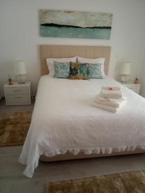 Carla Apartamentos - Housity
