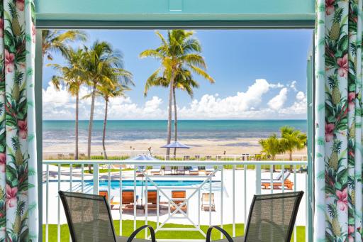 Grassy Flats Resort & Beach Club - Housity