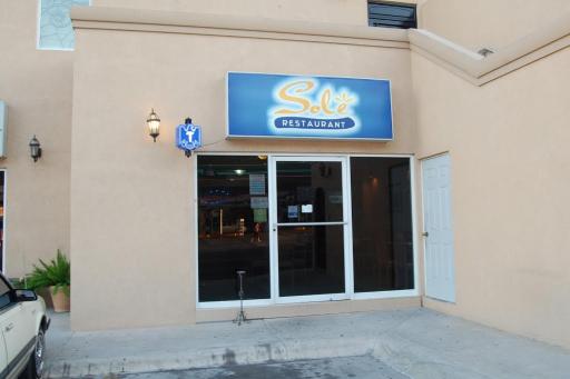 Hotel Del Sol - Housity