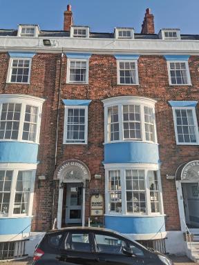 Seacrest Guest House - Housity