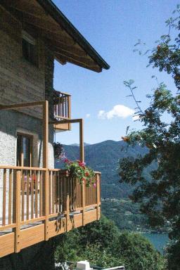 B&B Alba Sul Lago - Housity