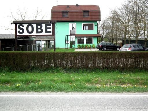 Sobe Hermelin Potok - Housity