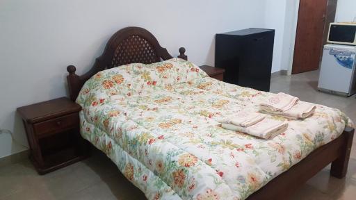 Ses Hunnica - Housity