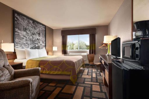 Super 8 by Wyndham Akron S/Green/Uniontown OH - Housity