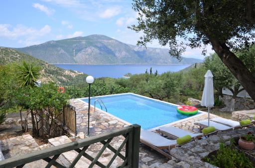 Ithaki House - Housity