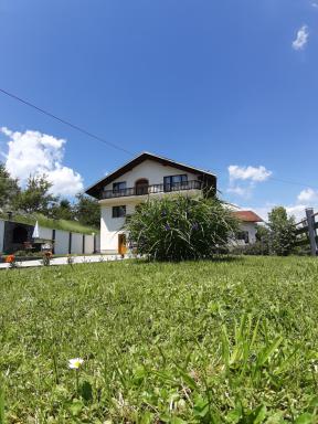Holiday Home Nana - Housity