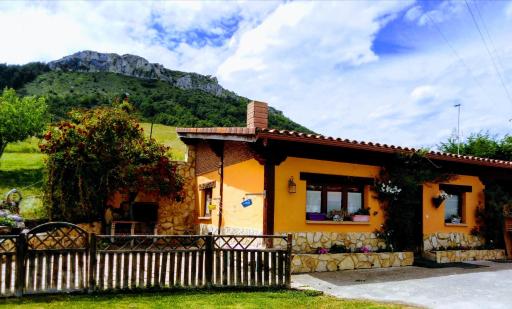 Casa las Niñas - Housity
