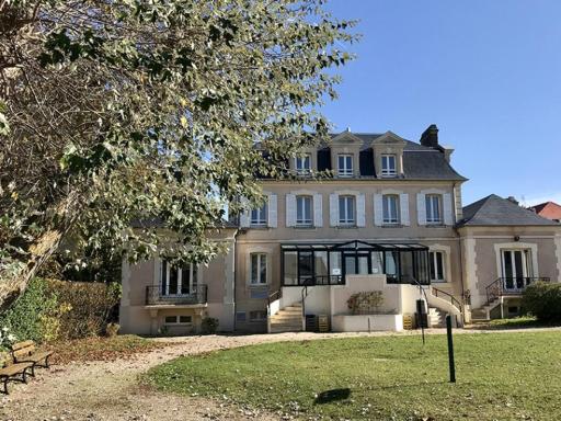 Centre de Vacances CPCV Normandie à 50 metres de la plage de Houlgate - Housity